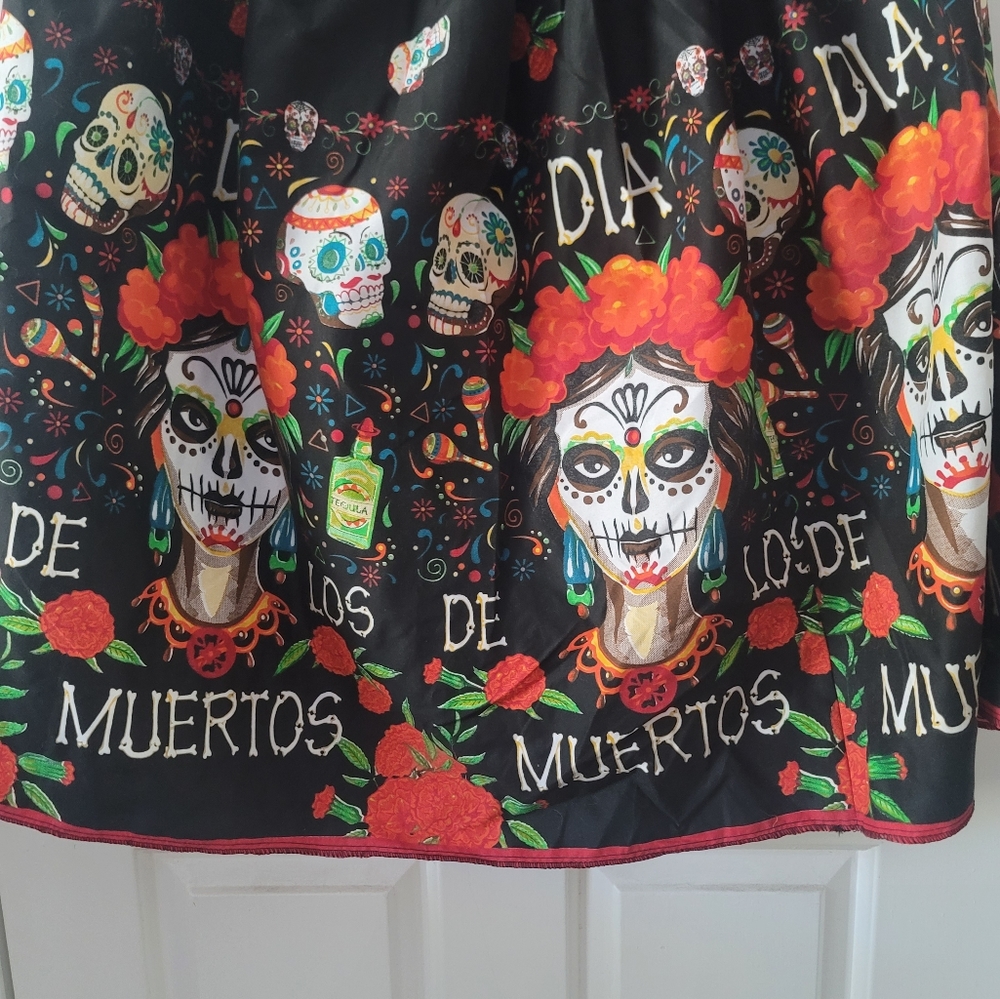 Shirt - Picture 2 of 4